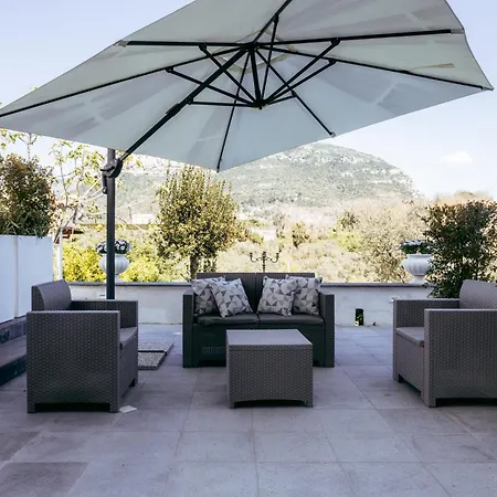 Cyrus&janus Flats - De Vivo Realty Maison d'hôtes Piano di Sorrento