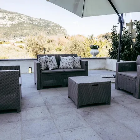Maison d'hôtes Cyrus&janus Flats - De Vivo Realty Piano di Sorrento