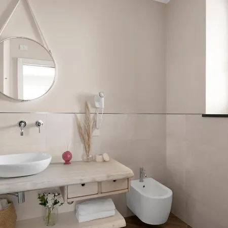 Maison d'hôtes Cyrus&janus Flats - De Vivo Realty *