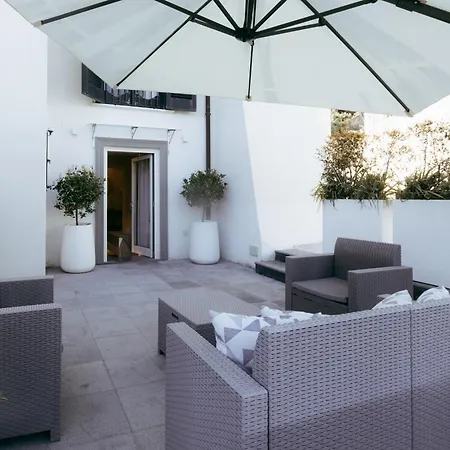 Cyrus&janus Flats - De Vivo Realty
