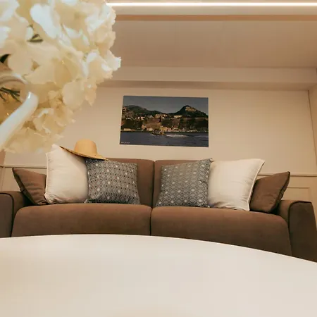 Maison d'hôtes Cyrus&janus Flats - De Vivo Realty
